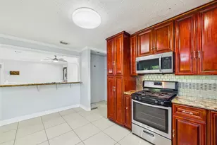 11419 Blackhawk Blvd, Houston, TX 77089 - Photo 12