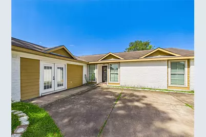 11419 Blackhawk Boulevard, Houston, TX 77089 - Photo 4
