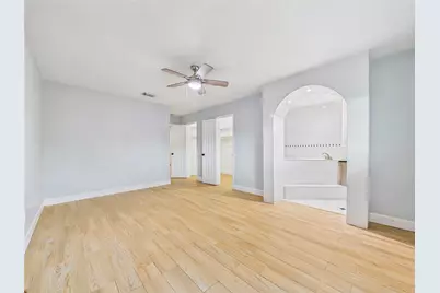 11419 Blackhawk Boulevard, Houston, TX 77089 - Photo 30