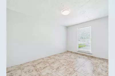11419 Blackhawk Boulevard, Houston, TX 77089 - Photo 38