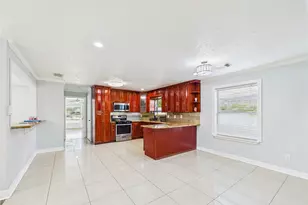 11419 Blackhawk Blvd, Houston, TX 77089 - Photo 18