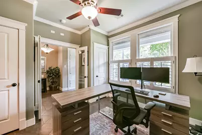 240 E Woodland Street, Houston, TX 77009 - Photo 6