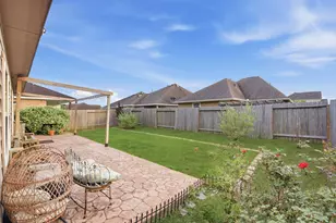 1511 Shannon St, Alvin, TX 77511 - Photo 48