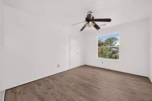 8202 Worthington Dr, Houston, TX 77083 - Photo 24