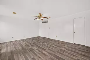 8202 Worthington Dr, Houston, TX 77083 - Photo 30