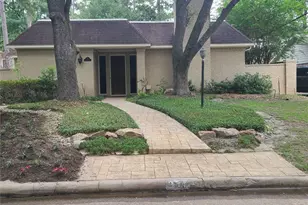 354 Tealwood Dr, Houston, TX 77024 - Photo 48