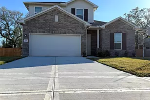 405 Magnolia St, Richwood, TX 77566 - Photo 1