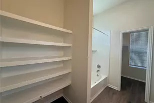 405 Magnolia St, Richwood, TX 77566 - Photo 10