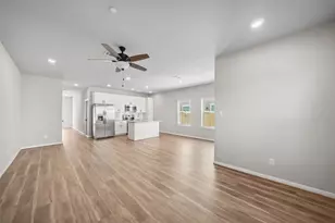 212 W Lewis St, Conroe, TX 77301 - Photo 14