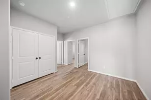 212 W Lewis St, Conroe, TX 77301 - Photo 22