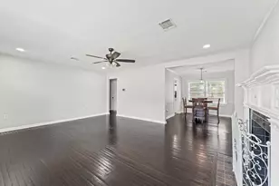 921 22nd Ave N, Texas City, TX 77590 - Photo 6