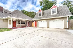 2245 N Austin Ave, Pearland, TX 77581 - Photo 8