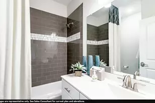 12022 S Crooked Creek Ln, Santa Fe, TX 77510 - Photo 4