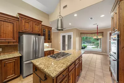 21 Wedgewood Drive W, Montgomery, TX 77356 - Photo 16