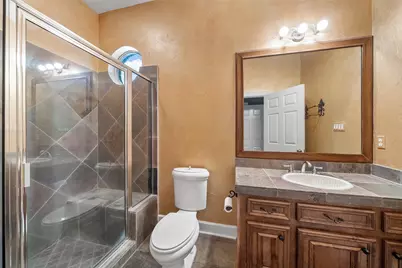 21 Wedgewood Drive W, Montgomery, TX 77356 - Photo 12