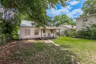 1320 22nd St, Huntsville, TX 77340 - Photo 24
