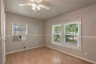1320 22nd St, Huntsville, TX 77340 - Photo 14