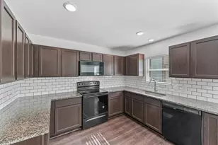 771 Plum Tree Cir, Livingston, TX 77351 - Photo 10