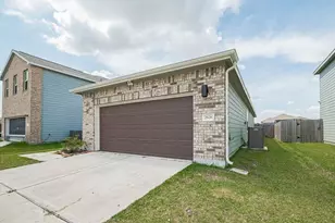 7826 Flowering Lotus Ln, Houston, TX 77016 - Photo 2