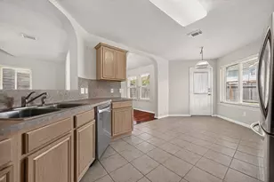 11814 Copperas Creek Dr, Sugar Land, TX 77498 - Photo 14