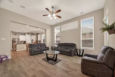 2209 Hidden Meadow Lane, Pearland, TX 77089 - Photo 8