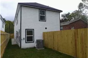 6011 Wedgefield St, Houston, TX 77028 - Photo 4