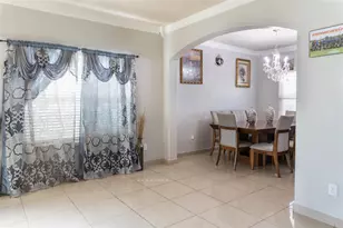 13122 Royal Bell Ct, Houston, TX 77047 - Photo 4