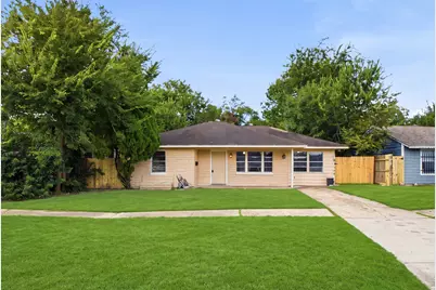 5326 Doulton Drive, Houston, TX 77033 - Photo 1