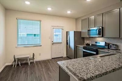 2465 Bull Trout Drive, Conroe, TX 77384 - Photo 10