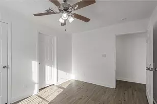 121 Varsity Dr, Huntsville, TX 77340 - Photo 18