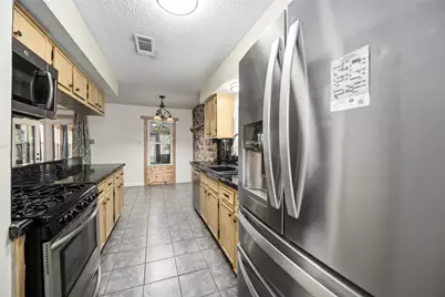 2506 Halbert Drive, Pearland, TX 77581 - Photo 12