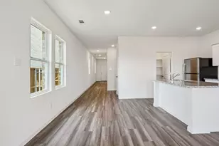 5638 Shelford Birch St, Conroe, TX 77303 - Photo 4