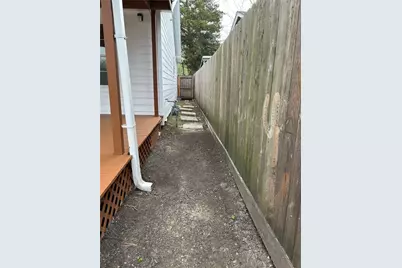 7410 Allsup Street, Houston, TX 77061 - Photo 24