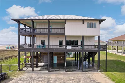 775 Townsend Drive, Crystal Beach, TX 77650 - Photo 4