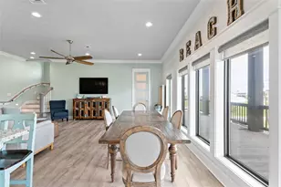 775 Townsend Dr, Crystal Beach, TX 77650 - Photo 16