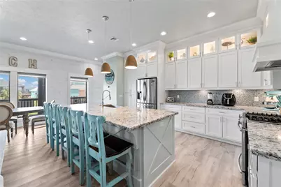 775 Townsend Drive, Crystal Beach, TX 77650 - Photo 8