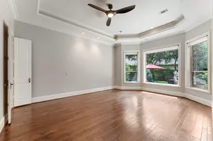 2 Hunnewell Way, The Woodlands, TX 77382 - Photo 18