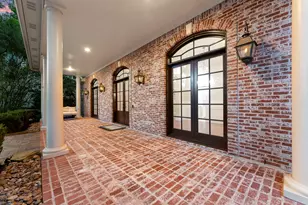 2 Hunnewell Way, The Woodlands, TX 77382 - Photo 4
