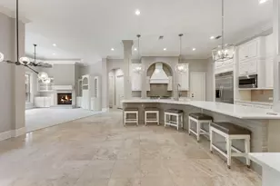 2 Hunnewell Way, The Woodlands, TX 77382 - Photo 14