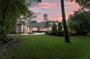 2 Hunnewell Way, The Woodlands, TX 77382 - Photo 38
