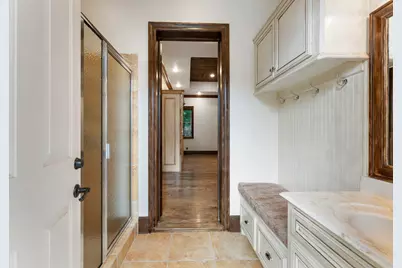2 Hunnewell Way, The Woodlands, TX 77382 - Photo 40