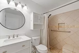 110 Dozent Ln, Baytown, TX 77521 - Photo 16
