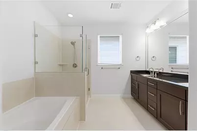 960 W 24th Street, Houston, TX 77008 - Photo 30