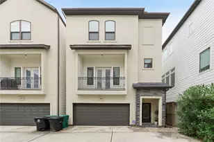960 W 24th St, Houston, TX 77008 - Photo 1
