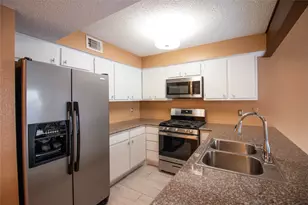 3162 Windchase Blvd, Houston, TX 77082 - Photo 8