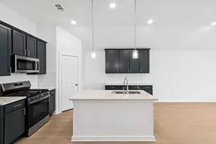 17081 Pinewood Br Dr, New Caney, TX 77357 - Photo 2