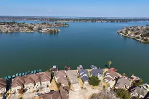2 Villas Ways Dr, Conroe, TX 77356 - Photo 48