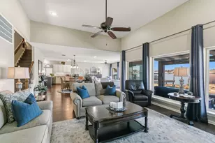 2 Villas Ways Dr, Conroe, TX 77356 - Photo 14