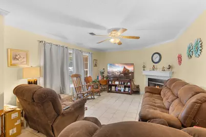 1326 Kathy Avenue, Sealy, TX 77474 - Photo 8