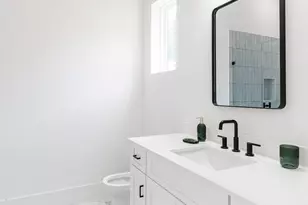 5703 Dolores St, Houston, TX 77057 - Photo 8